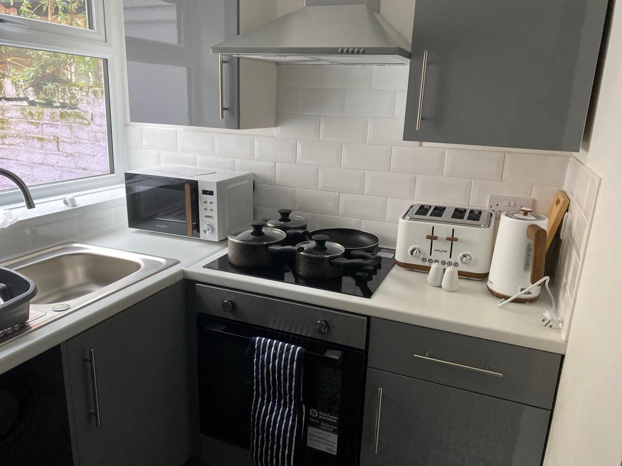 3-Bed House Close To Goodison Park, Liverpool Exterior foto